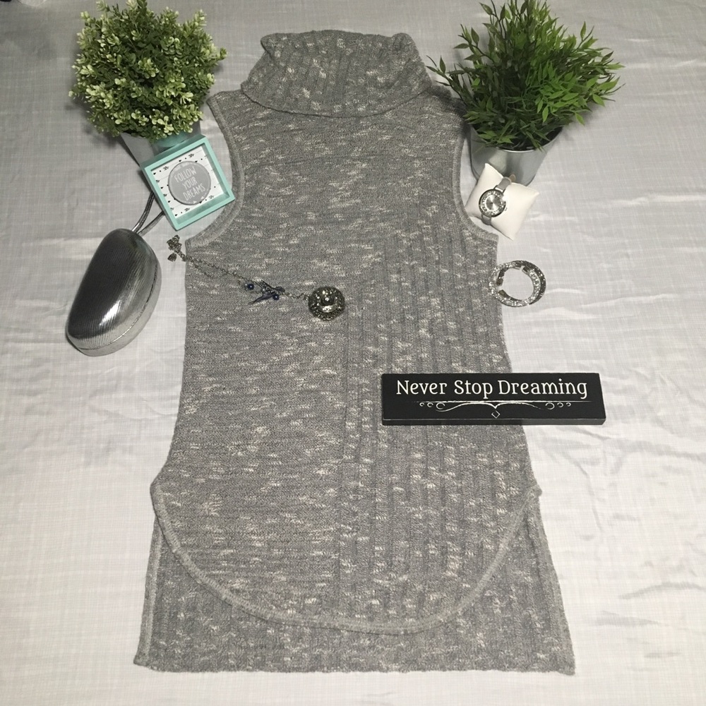 MIAMI TURTLENECK TANK TOP - Picture 2 of 8